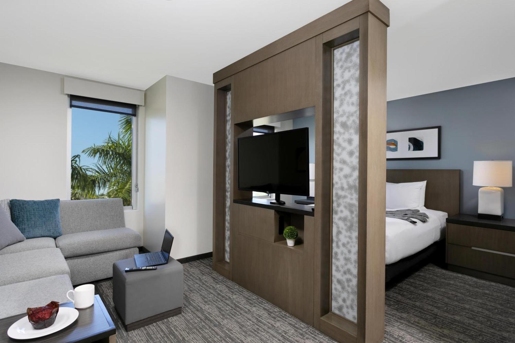 Отель Hyatt House Сан-Хуан Экстерьер фото