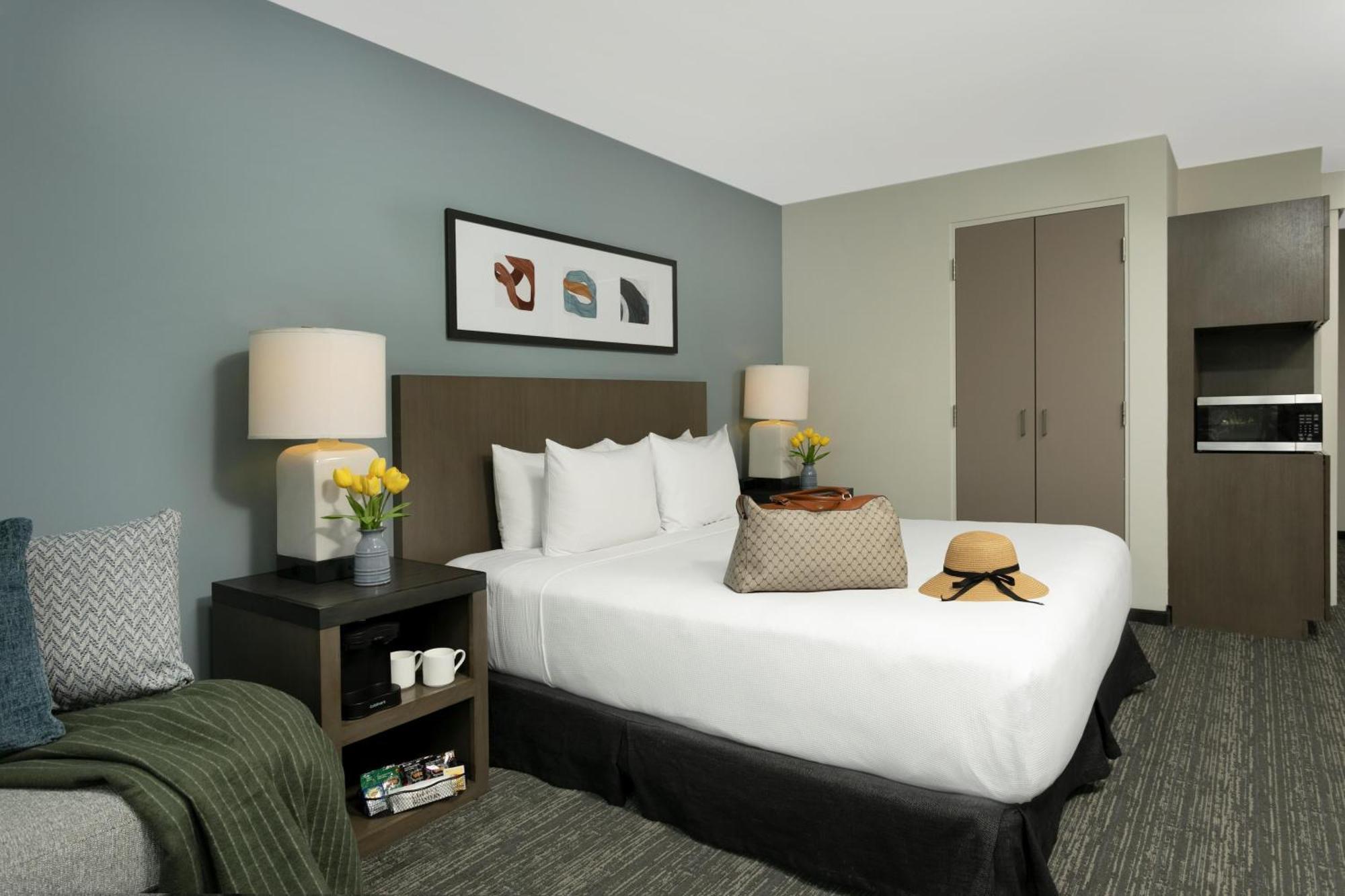 Отель Hyatt House Сан-Хуан Экстерьер фото