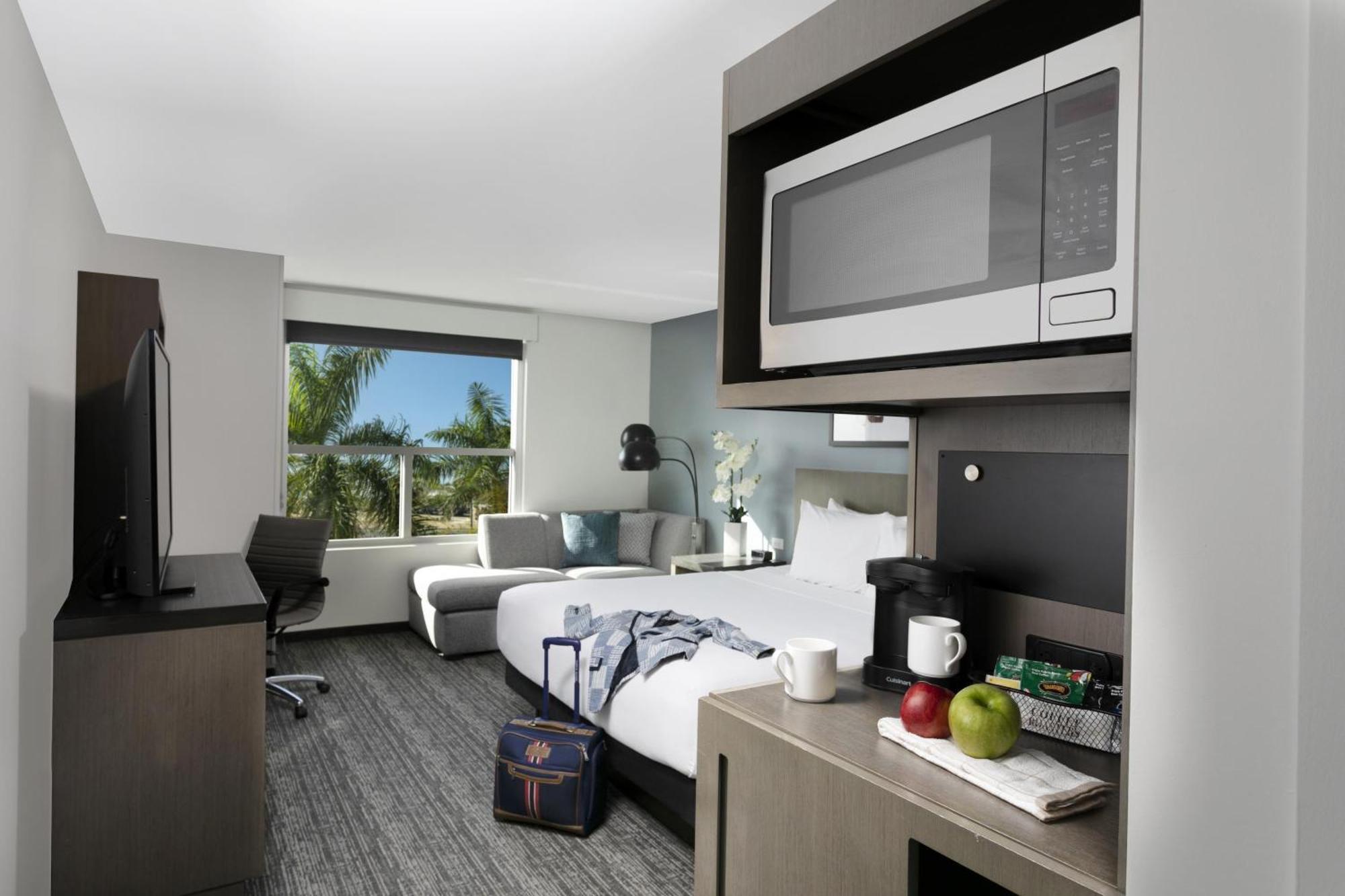 Отель Hyatt House Сан-Хуан Экстерьер фото